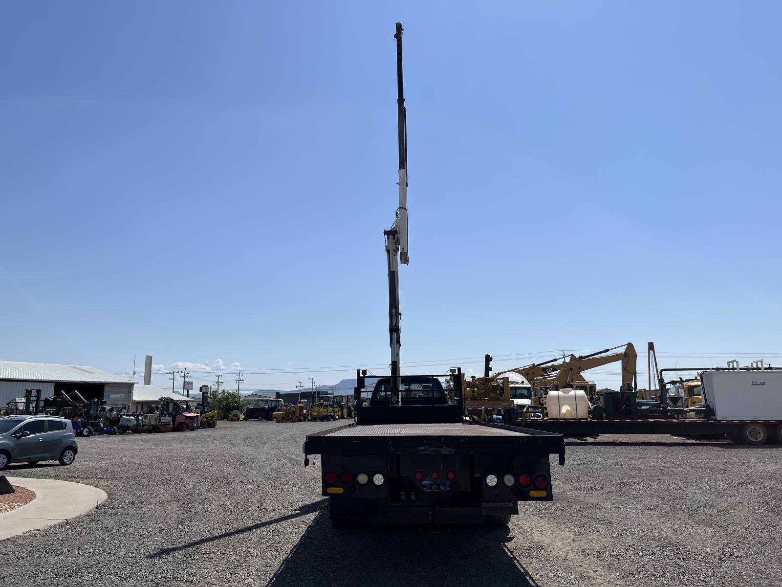 ./imagenes/INVOICE/2019/17193/CAMION CON GRUA HIAB IMT 1178 SL K2 (5).JPG